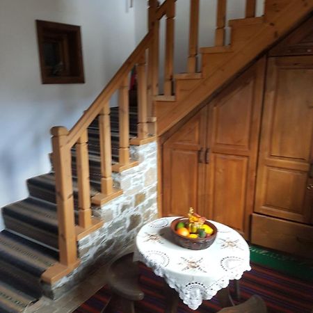 Hotel Тодорината Къща Leshten Exterior foto